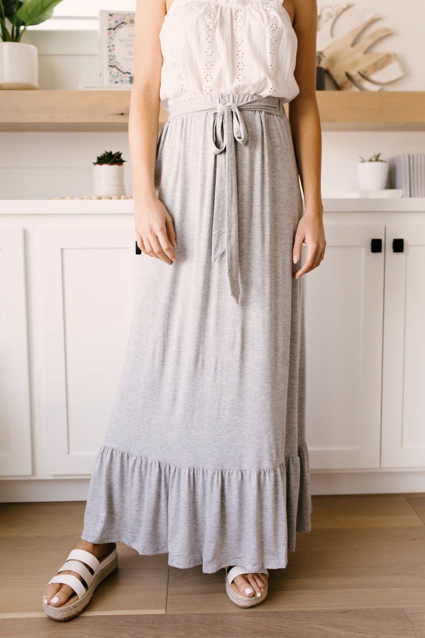 Falling For You Skirt In Heather Gray
